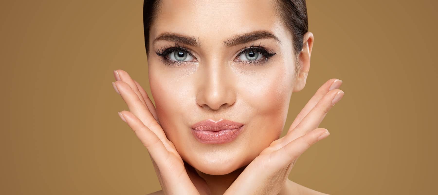 Cheek Filler Wangenunterspritzung Ergebnis Gesicht