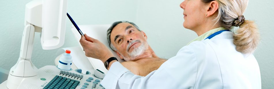 Brustkrebs (Mammakarzinom) wird anhand einer Mammographie weiter untersucht, um eine Risikobewertung abgeben zu können.