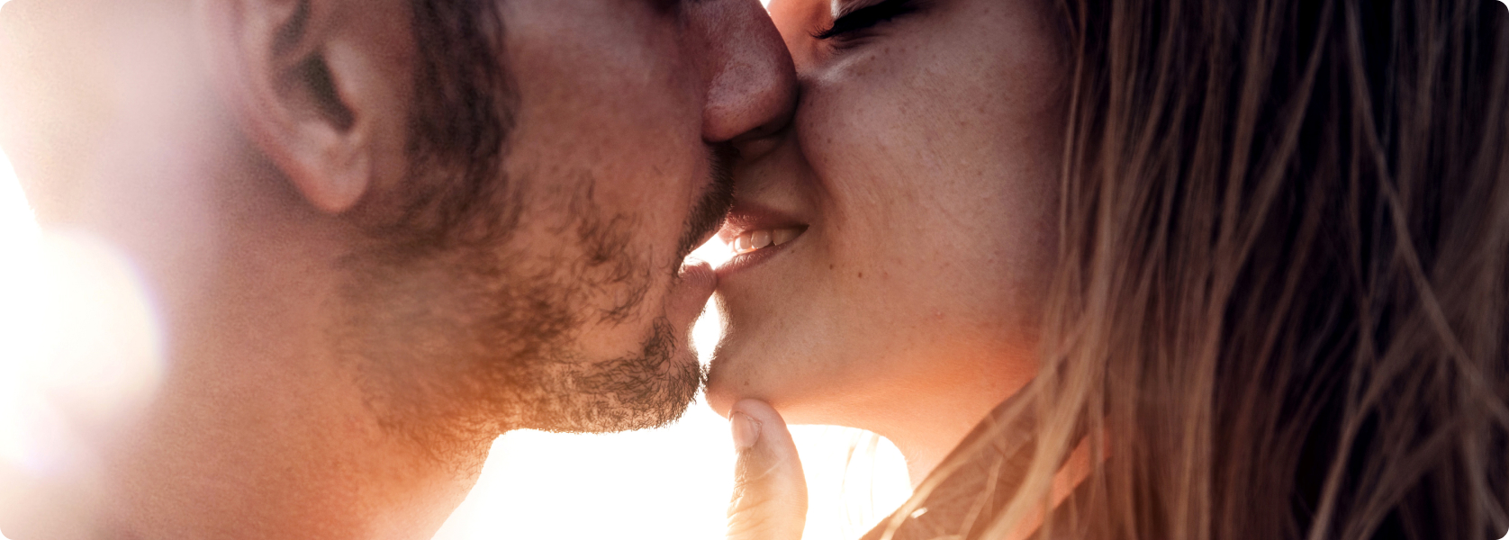 Hyaluronsäure - Wann darf man nach der Unterspritzung mit Hyaluron wieder küssen?