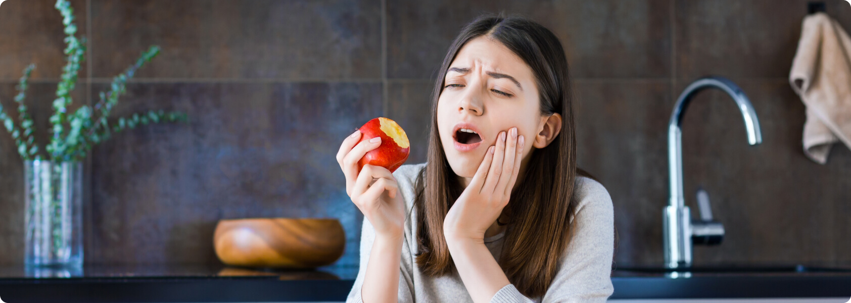 Zahnfreilegung - Die Folgen solcher Störungen sind Zahnretentionen,