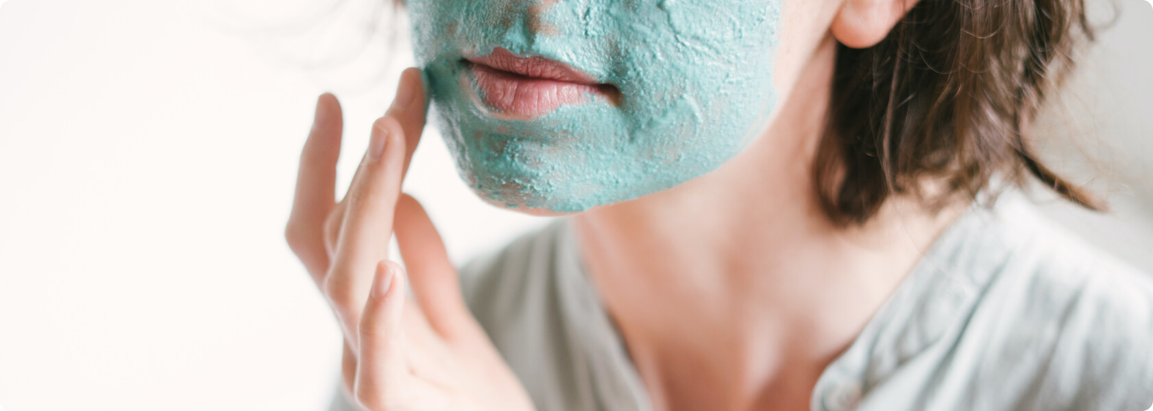 Hilfe: Unreine Haut durch Mund-Nasen-Schutz! - Trage Hautpflege Produkte wie Cremes nur dünn