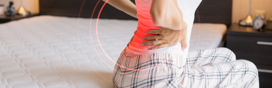 Schmerzen an der Lendenwirbelsäule machen sich meist als starke Rückenschmerzen bemerkbar