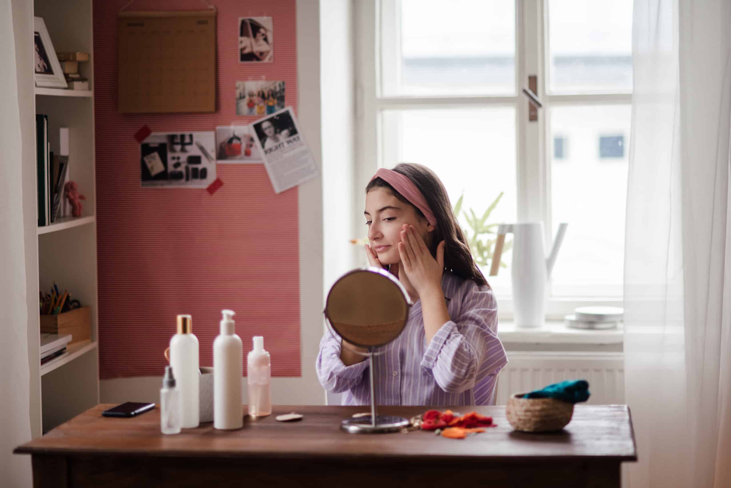 Teenager-Skincare: Was junge Haut wirklich braucht