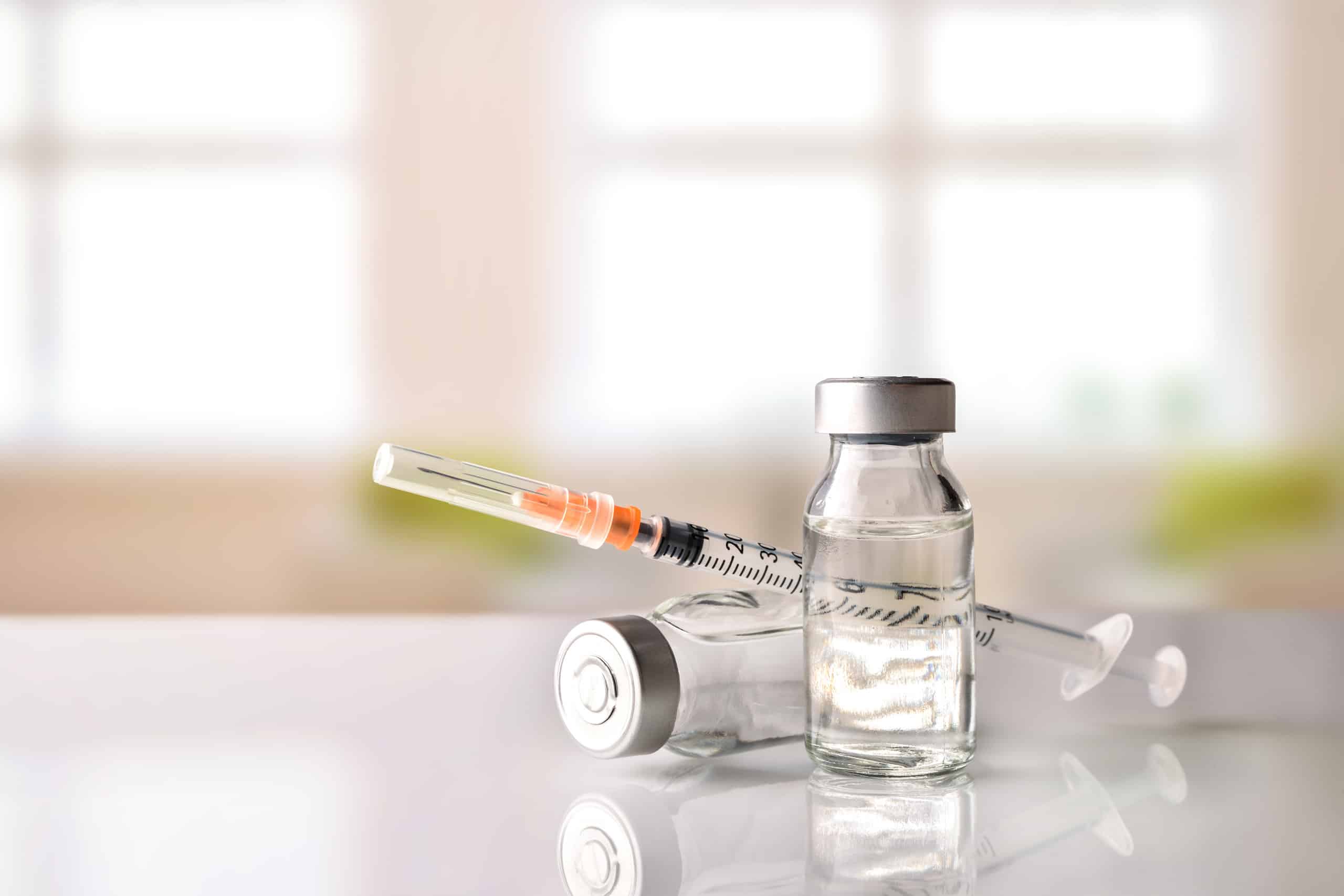 Penisvergrößerung mit Hyaluron: Warum der Trend gefährlich ist